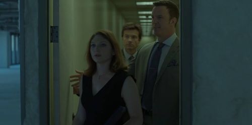 Molly Leland as Liz in Ozark, Season 1, episode 1. Pictured with Jason Bateman and Josh Randall.