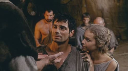 Pawel Delag and Magdalena Mielcarz in Quo vadis (2001)