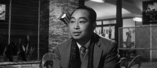 Daisuke Katô in When a Woman Ascends the Stairs (1960)