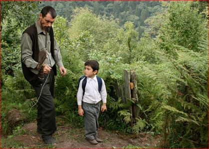 Erdal Besikçioglu and Bora Altas in Bal (2010)