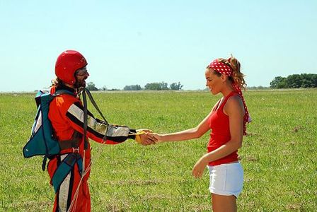 Nicolás Pauls and Emilia Attías in Casi ángeles (2007)