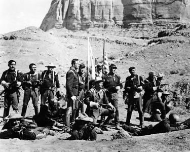 Henry Fonda, John Wayne, Pedro Armendáriz, Ward Bond, Dick Foran, Victor McLaglen, George O'Brien, and Jack Pennick in F