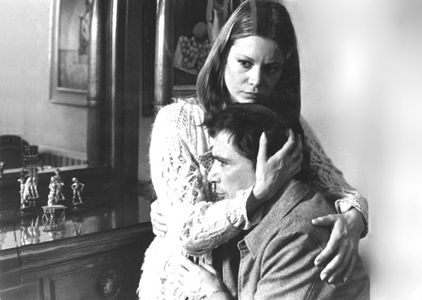 Luisina Brando and Sergio Renán in Sentimental (1981)