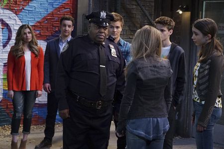 Reginald VelJohnson, Danielle Fishel, Ben Savage, Rowan Blanchard, Corey Fogelmanis, and Peyton Meyer in Girl Meets Worl