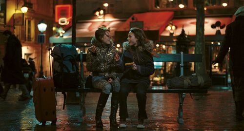 Julie-Marie Parmentier and Nina Rodriguez in No et moi (2010)