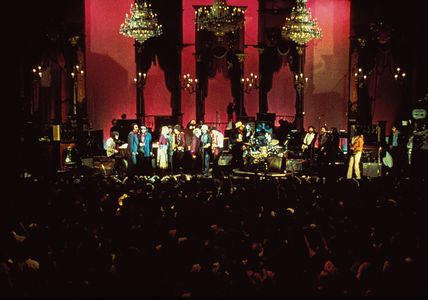 Neil Diamond, Robbie Robertson, Rick Danko, Dr. John, Ronnie Hawkins, Levon Helm, Garth Hudson, Richard Manuel, Joni Mit