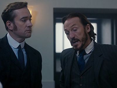 Jerome Flynn and Matthew Macfadyen in Ripper Street (2012)