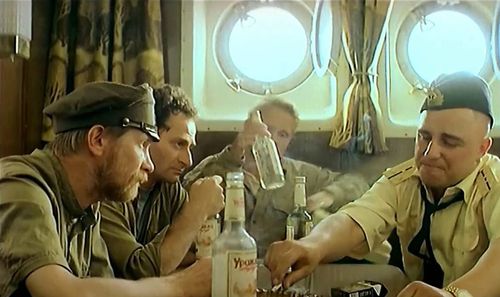 Viktor Bychkov, Aleksei Sevostyanov, and Semyon Strugachyov in Peculiarities of the National Fishing (1998)