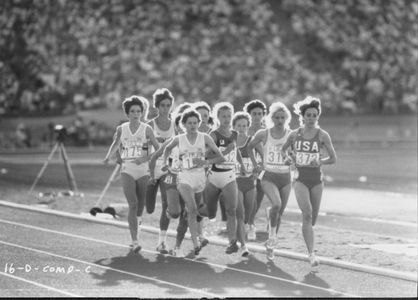 Mary Decker Slaney and Zola Budd in 16 Days of Glory (1985)