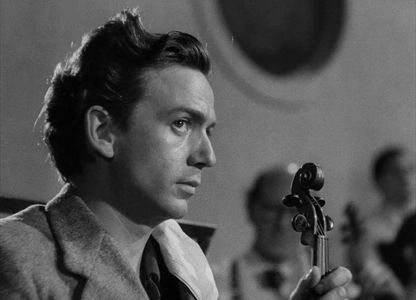 Stig Olin in To Joy (1950)