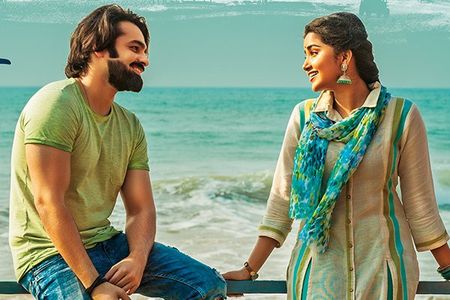 Ram Pothineni, Anisha Ambrose, and Anupama Parameswaran in Vunnadhi Okate Zindagi (2017)