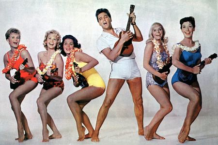 Elvis Presley, Pamela Austin, Joan Blackman, Christian Kay, Jenny Maxwell, Darlene Tompkins, and Nancy Walters in Blue H