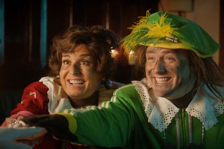 Beryl van Praag and Job Bovelander in De club van Sinterklaas en het vergeten Pietje (2021)