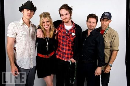 Jon Gries, Shea Whigham, Diora Baird, Adam Nee, and Aaron Nee in South of Heaven (2008)