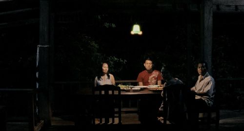 Jenjira Pongpas, Sakda Kaewbuadee, Natthakarn Aphaiwonk, and Thanapat Saisaymar in Uncle Boonmee Who Can Recall His Past