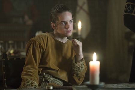 Ferdia Walsh-Peelo in Vikings (2013)