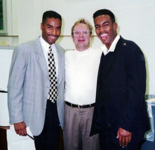 Def Comedy Jam's Ron Workman with Executive Producer John Davies and Bill Bellamy on set of The Bill Bellamy Show pilot