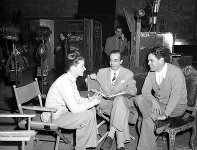 Katharine Hepburn, Pandro S. Berman, and Vincente Minnelli in Undercurrent (1946)