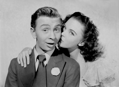 Gloria Jean and Mel Tormé in Pardon My Rhythm (1944)