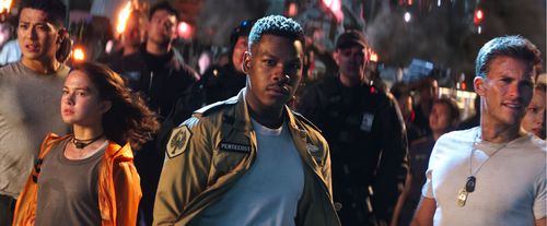 Scott Eastwood, John Boyega, Ivanna Sakhno, Mackenyu, and Cailee Spaeny in Pacific Rim: Uprising (2018)