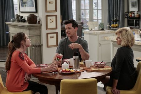 Sean Hayes, Megan Hilty, and Samantha Isler in Sean Saves the World (2013)