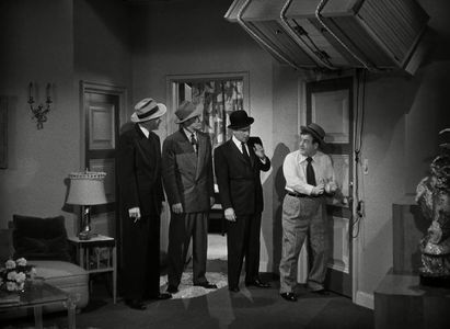 Bud Abbott, Mikel Conrad, Lou Costello, and James Flavin in Bud Abbott Lou Costello Meet the Killer Boris Karloff (1949)