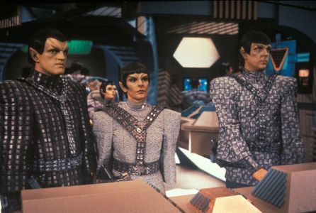 Marina Sirtis, Robertson Dean, Scott MacDonald, and Carolyn Seymour in Star Trek: The Next Generation (1987)