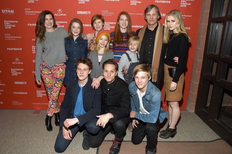 Viggo Mortensen, Matt Ross, Kathryn Hahn, George MacKay, Annalise Basso, Erin Moriarty, Trin Miller, Samantha Isler, Shr