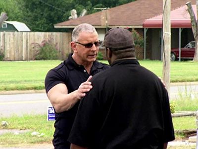 Robert Irvine in Restaurant: Impossible (2011)