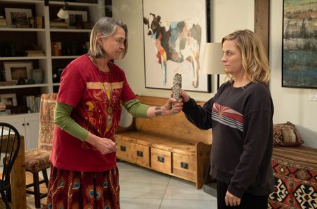 Cherry Jones and Amy Poehler in Wine Country (2019)