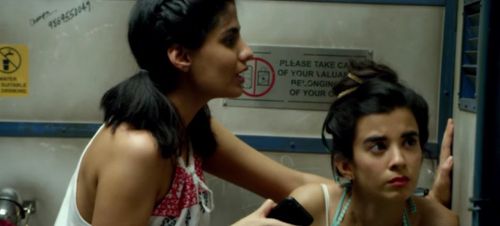 Saba Azad and Shreya Dhanwanthary in Ladies Room (2016)