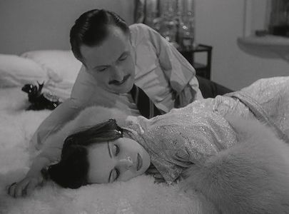 Lucia Bosè and Ferdinando Sarmi in Story of a Love Affair (1950)