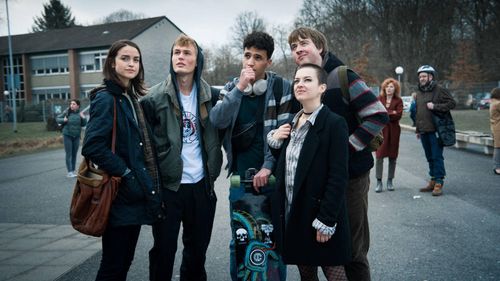 Heike Trinker, Michelle Barthel, Stefan Lampadius, Luise Befort, Mohamed Issa, Ludwig Simon, and Daniel Friedl in We Are