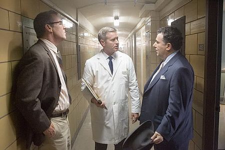 Dennis Quaid, Brian Mahoney and Saul Rubinek in a scene from Universal Pictures THE EXPRESS