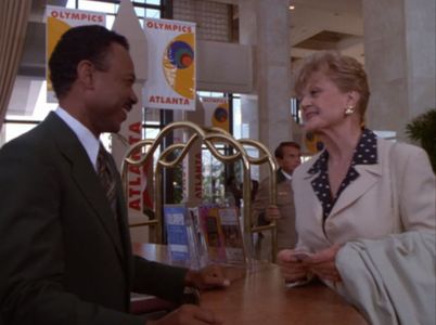 Angela Lansbury and Frederick Dawson in Murder, She Wrote (1984)