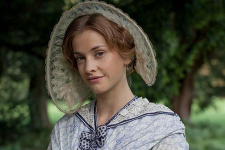 Stefanie Martini in Doctor Thorne (2016)