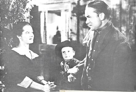 Jerry Bergh, Tommy Bupp, and Tex Ritter in Hittin' the Trail (1937)