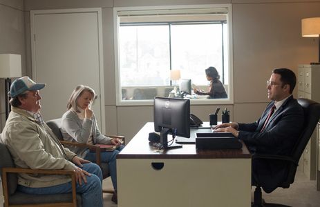 Ben Affleck, Ron Prather, and Susan Savoie in The Accountant (2016)