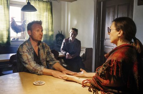 Florian Karlheim, Bettina Mittendorfer, and Aglaia Szyszkowitz in Zimmer mit Stall (2018)