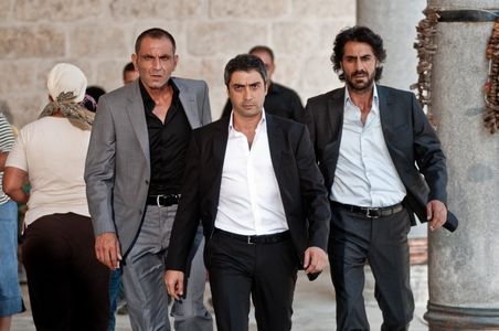 Necati Sasmaz, Gürkan Uygun, and Kenan Çoban in Valley of the Wolves: Palestine (2011)