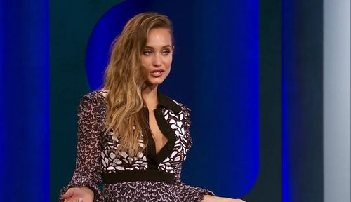 Hannah Jeter in Project Runway Junior (2015)