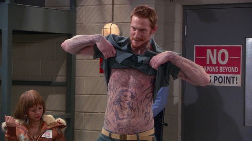 Brian Robinson in 2 Broke Girls (2011)