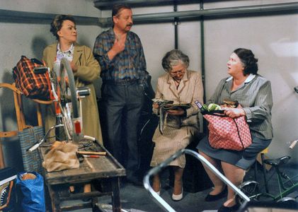 Jirina Bohdalová, Blazena Holisová, Vera Tichánková, and Oldrich Vlach in Svedkyne (1991)