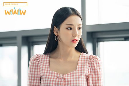 Lee Da-hee in Search: WWW (2019)