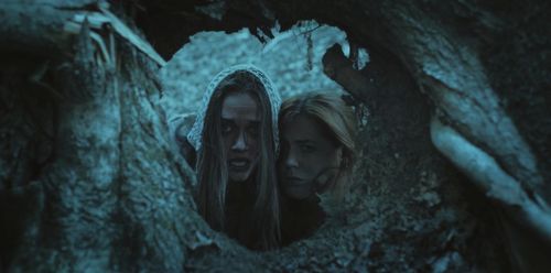 Sonja O'Hara and Alice Kremelberg in Doomsday (2016)