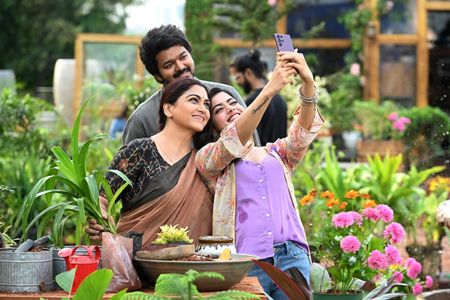 Joseph Vijay, Kushboo, and Rashmika Mandanna in Varisu (2023)