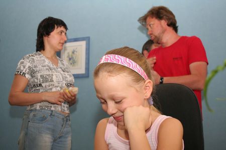 Galina Kuvivchak-Sakhno, Ivanna Sakhno, and Anatoliy Sakhno in Muzhchina dlya zhizni, ili Na brak ne pretenduyu (2008)