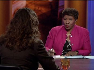 Gwen Ifill in Washington Week (1967)