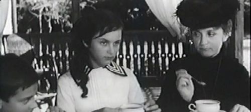 Svetlana Orlova and Klara Rumyanova in Khutorok v stepi (1971)