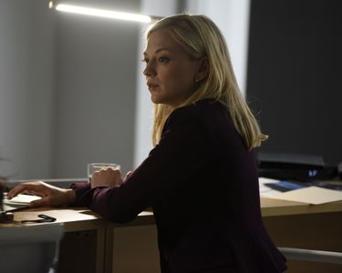 Emily Kinney in Conviction (2016)